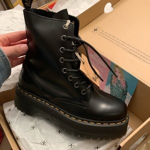 Dr marten jadon boots